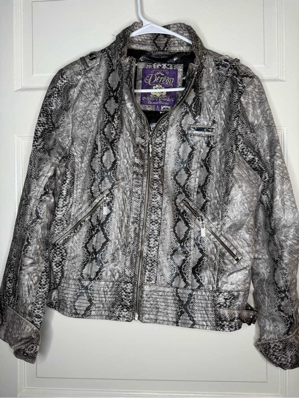 Y2K Deron Moda Snake-Print Faux Leather Jacket in Gray